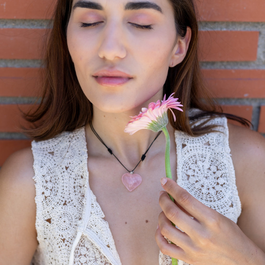 Collar Cora de Cuarzo Rosa | Amor, calma, sanación