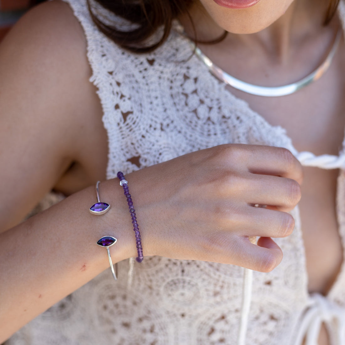 Brazalete Isis de Amatista | Poder, Intuición y Belleza Sagrada