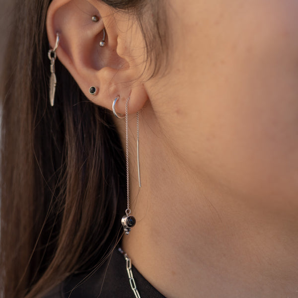 Pendientes Brigitte | Ónix negro natural y plata de ley 925 · 100 mm