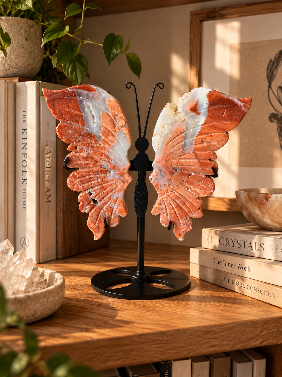 Mariposa de Cornalina 13 cm con Cuerpo de Hierro — Pieza Tallada a Mano